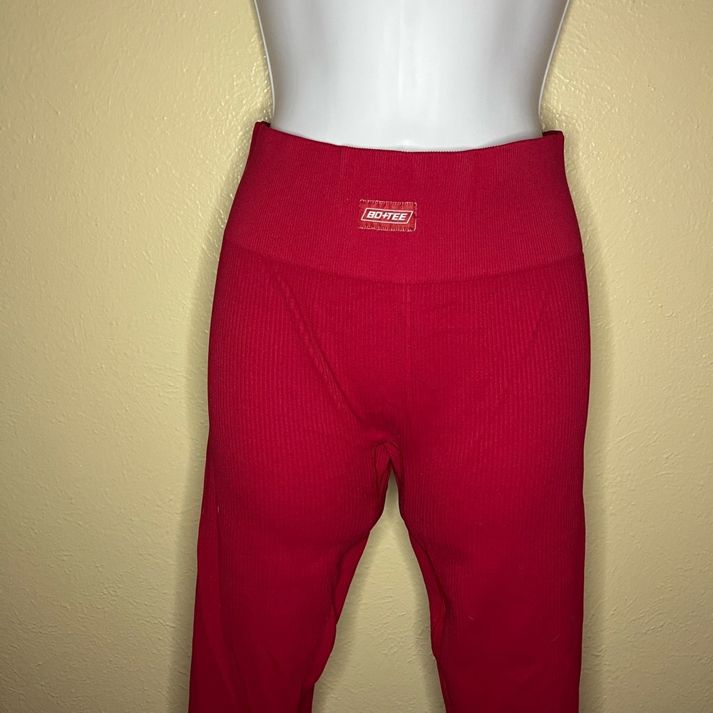 Bo+Tee High-Waist Leggings